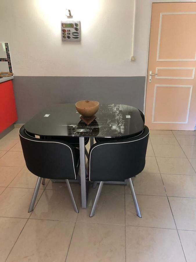 La Tourterelle De Neron Apartment Le Moule Exterior foto